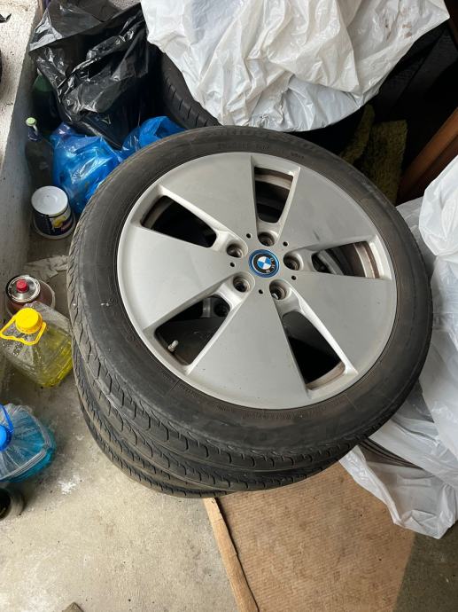 Očuvane gume Bridgestone ljetne 4 kom. s original BMW felgama