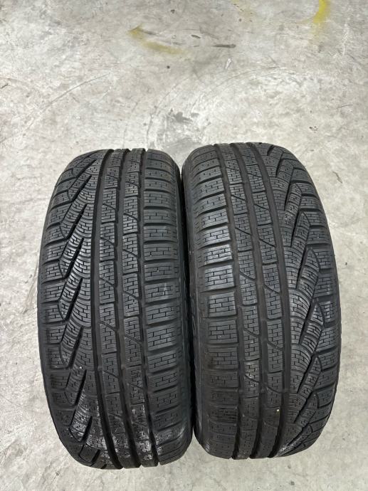 Pirelli Sottozero Winter 210 Serie II 225/50/18 99H M+S 8mm