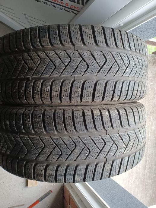 zimske gume 235/45/19  pirelli 2 kom.