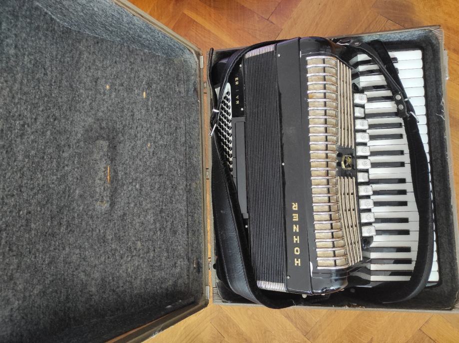 Harmonika Hohner Carmen 4 120 Basova