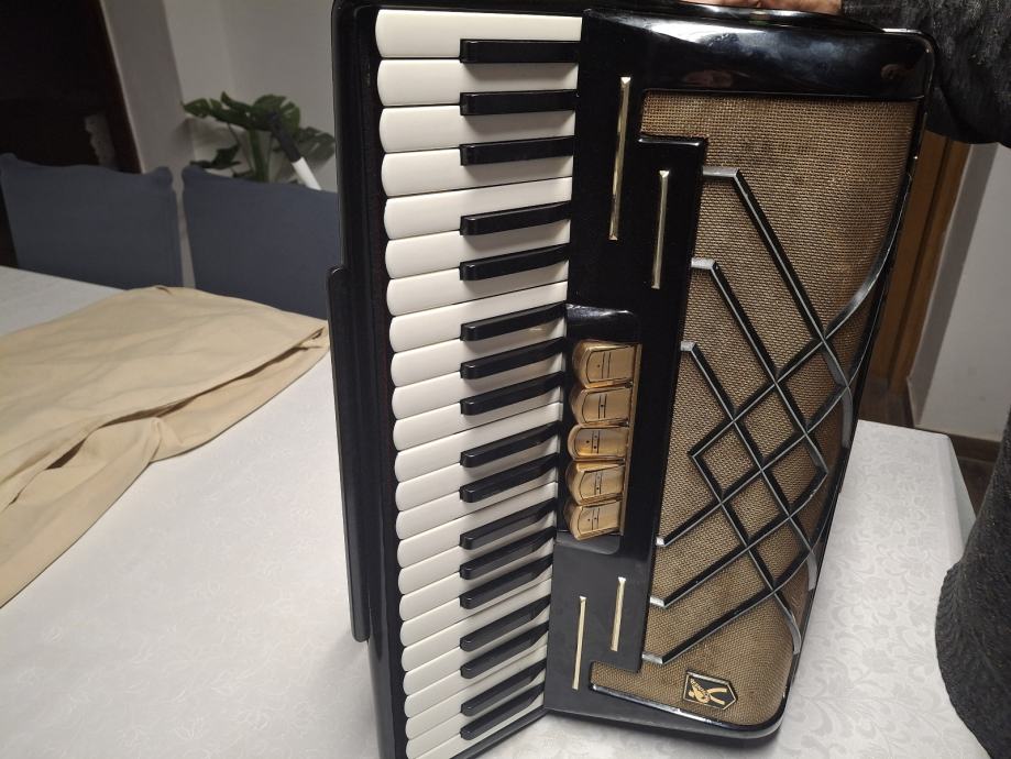 HOHNER harmonika