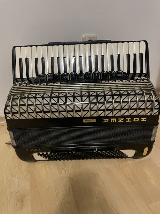 Prodajem harmoniku Hohner