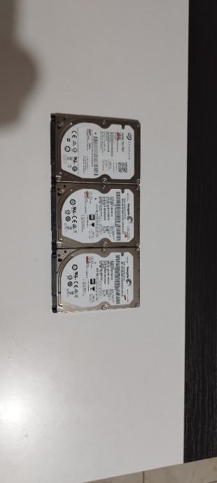 500GB HDD 2.5 inca