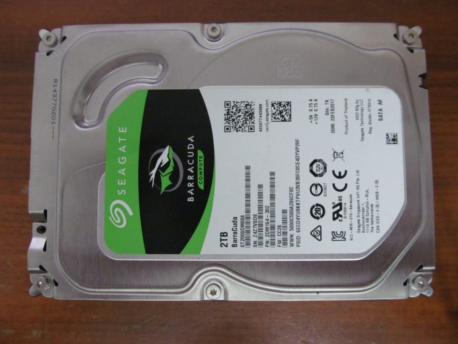 SEAGATE BARRACUDA 2 TB - sata III - 17.10.2024. - disk 1/2