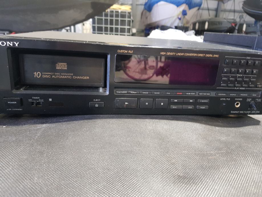 Sony cd player  CDP - C910