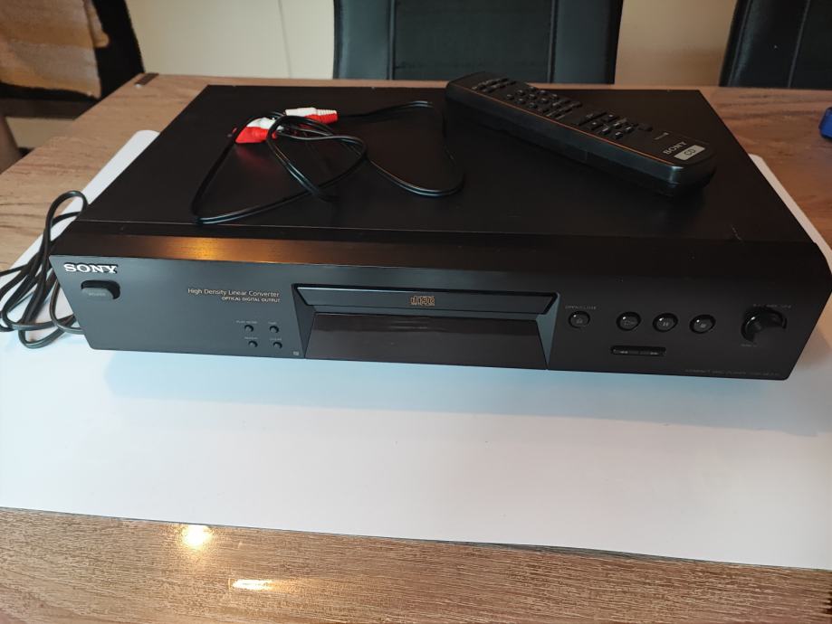 Sony CD player CDP-XE370