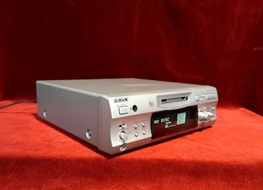 SONY MDS S39 Mini Disc Player Recorder