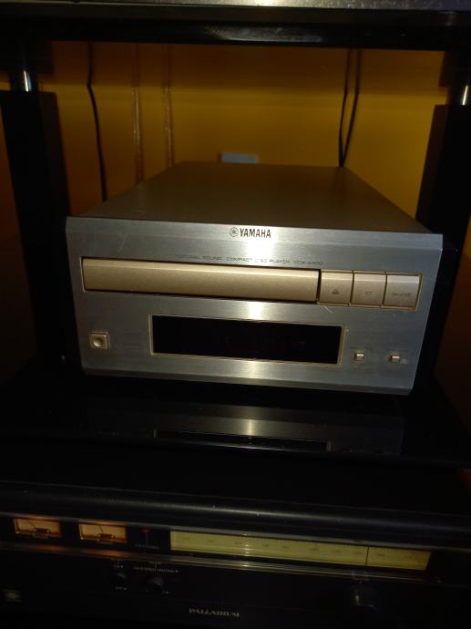 Yamaha cd player