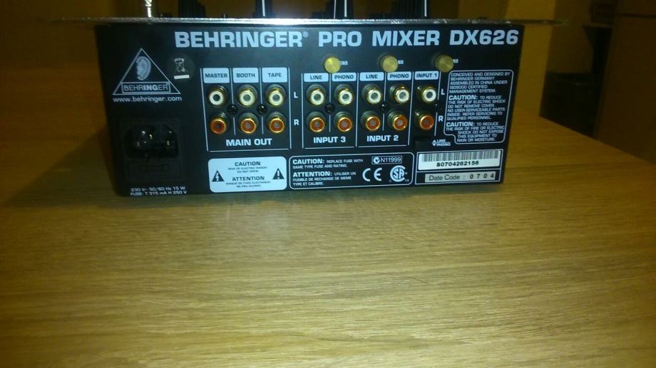 BEHRINGER DX626