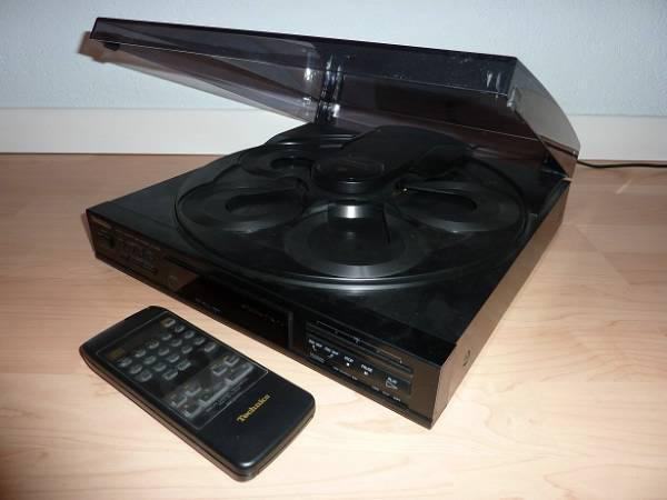 Technics MULTI COMPACT DISC PLAYER