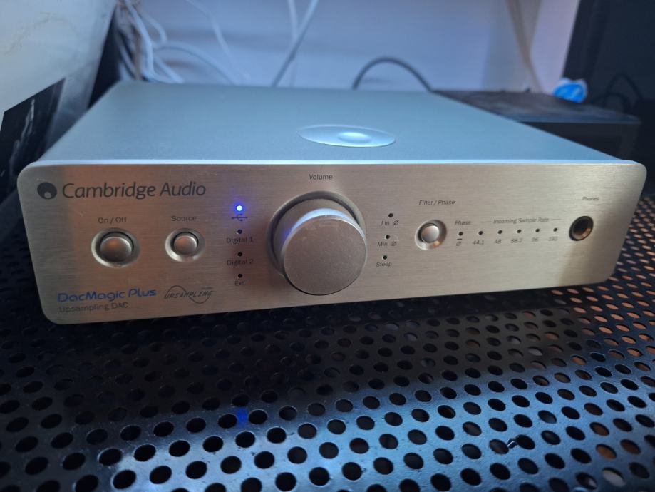 DAC Cambridge Audio Dacmagic plus