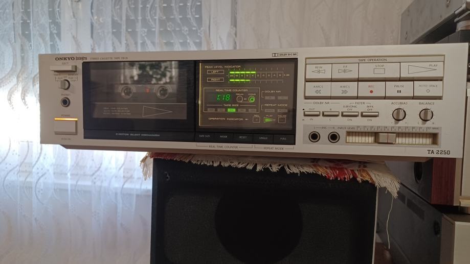 Onkyo integra ta-2250