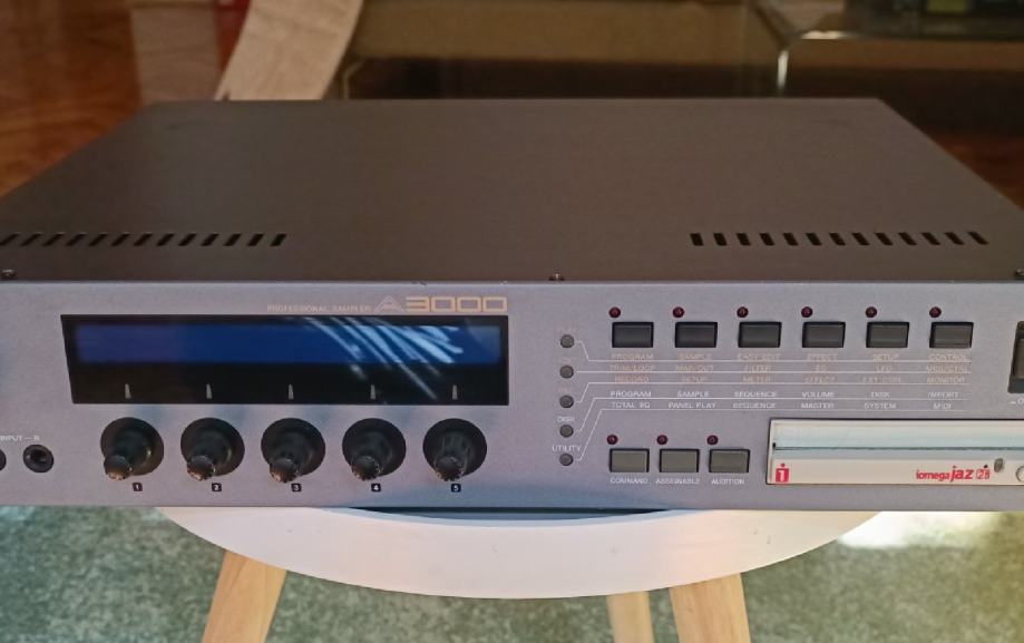 Yamaha A 3000 profesional sampler