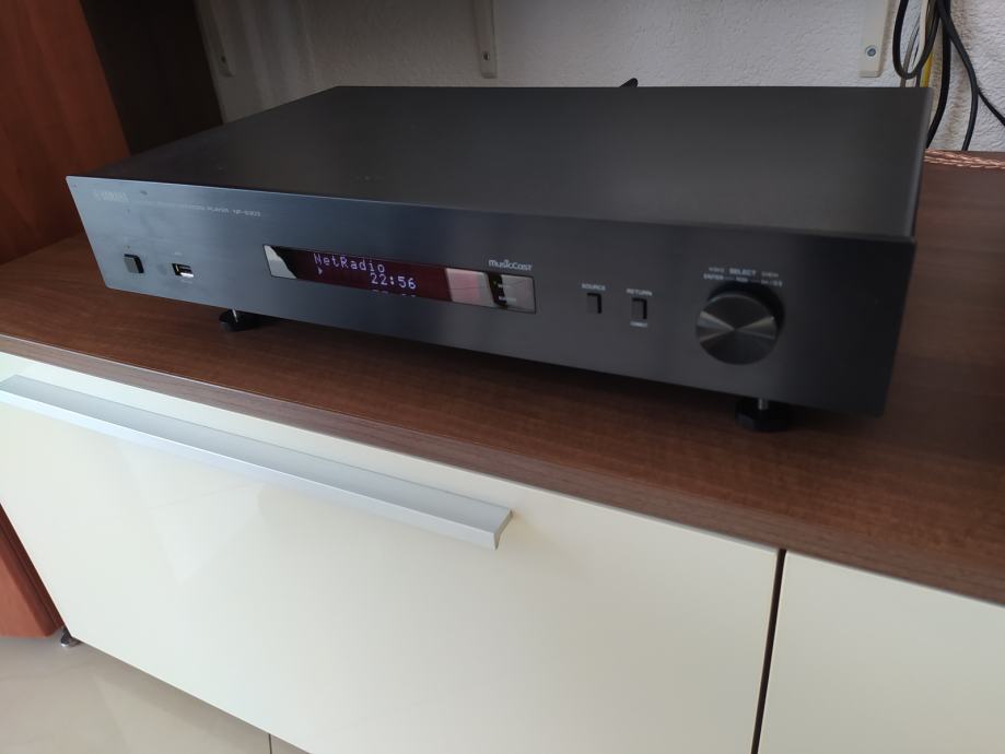 Yamaha np-s303