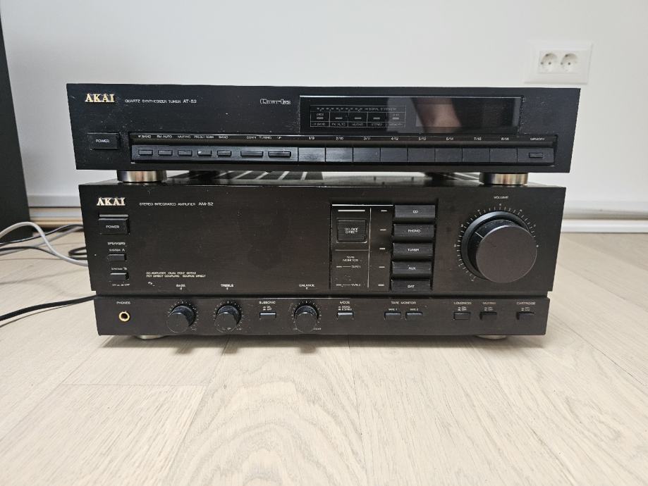 AKAI AM-52 pojačalo i AKAI AT-52 tuner