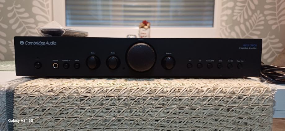 CAMBRIDGE AUDIO AUDIOFILSKO INTEGRIRNO POJACALO AZUR 340A