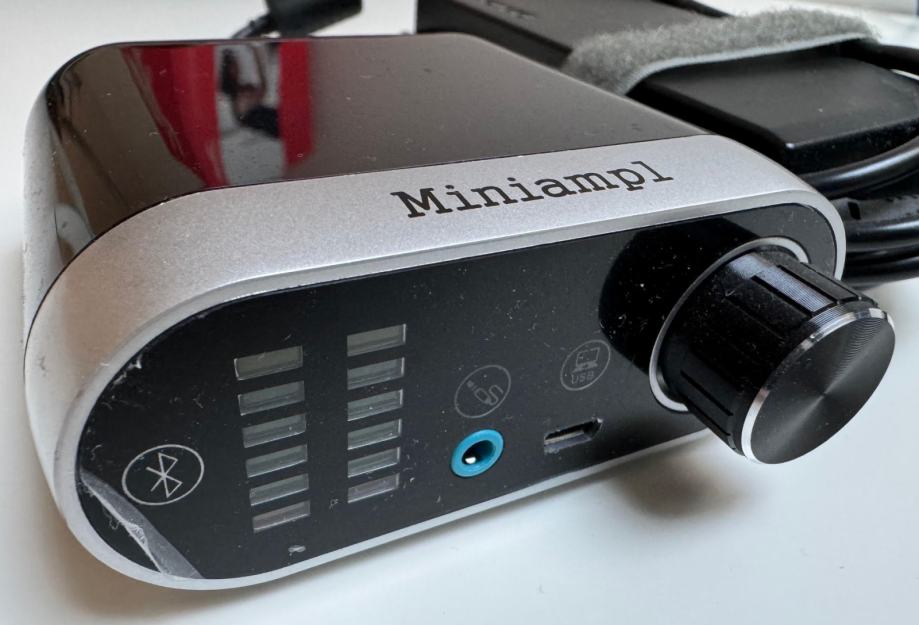 MINI HIFI STEREO POJAČALO