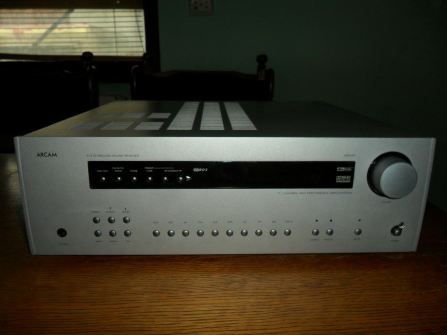 Arcam Avr250 (POVOLJNO)