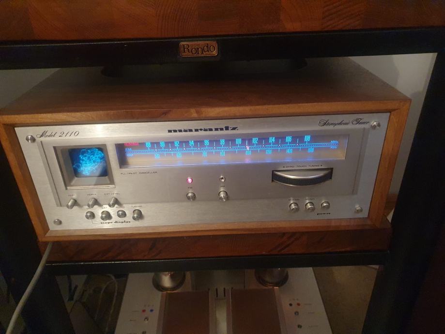 Marantz tuner model 2110