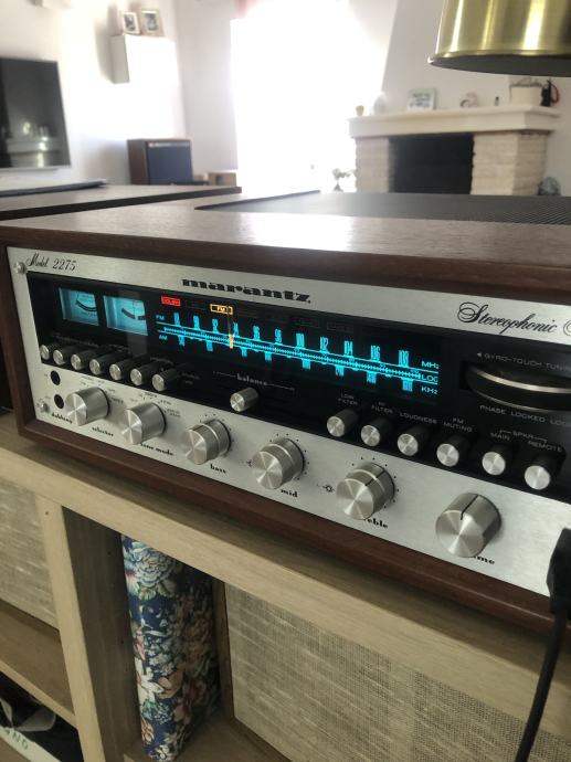 Marantz Model 2275 receiver , woodcase ,