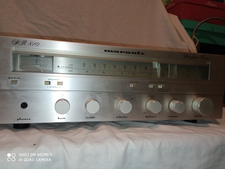 Marantz SR810 receiver