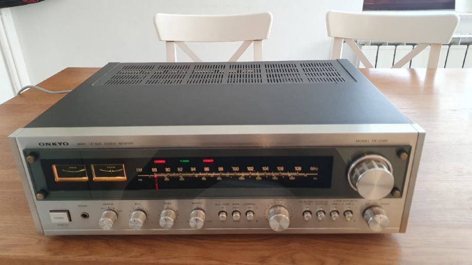 Onkyo TX-2500 receiver