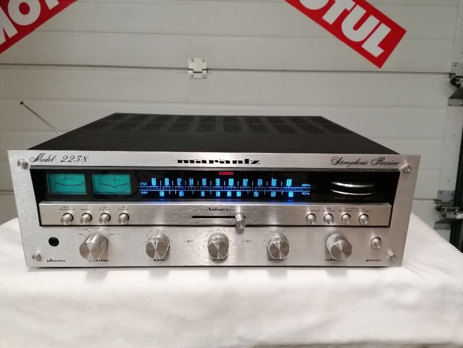 Receiver MARANTZ  2238