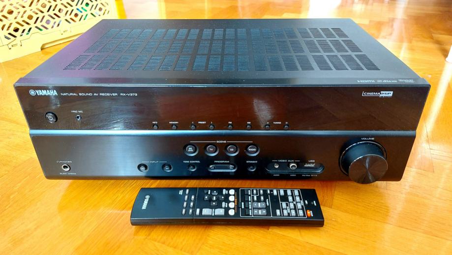 Receiver YAMAHA RX-V373