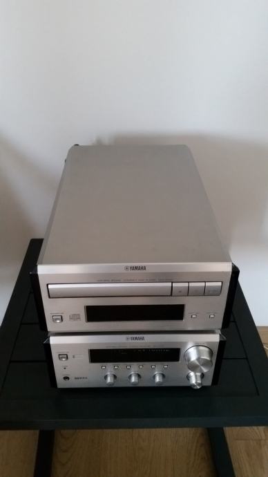 YAMAHA CDX RX E400 STEREO RISIVER CD I DALJINSKI