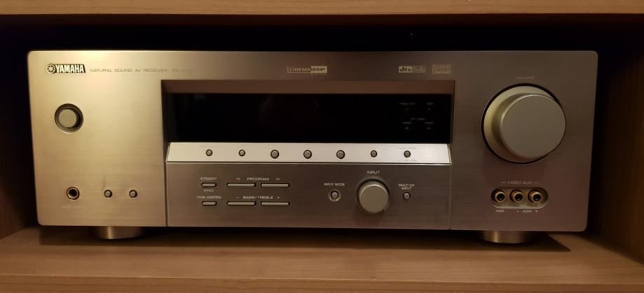 Yamaha RX-V457 AV receiver