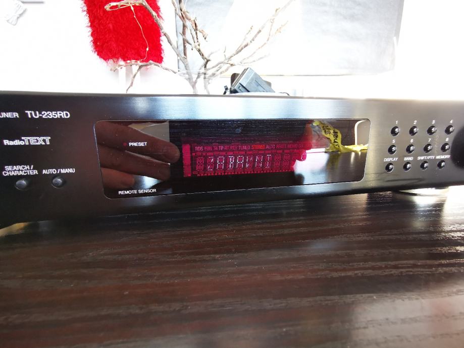 Denon tuner Tu-235rd