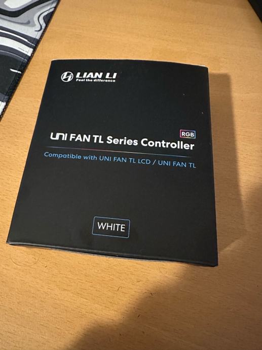 Lian Li 12TL Fan Controller- White