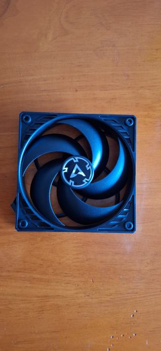 Ventilator PC 120 Arctic Fractal