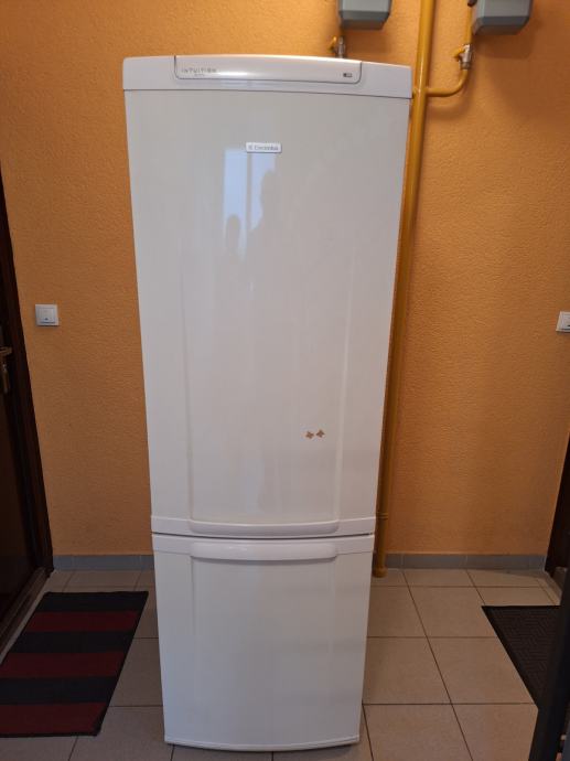 Electrolux ERB 36003W hladnjak i zamrzivač