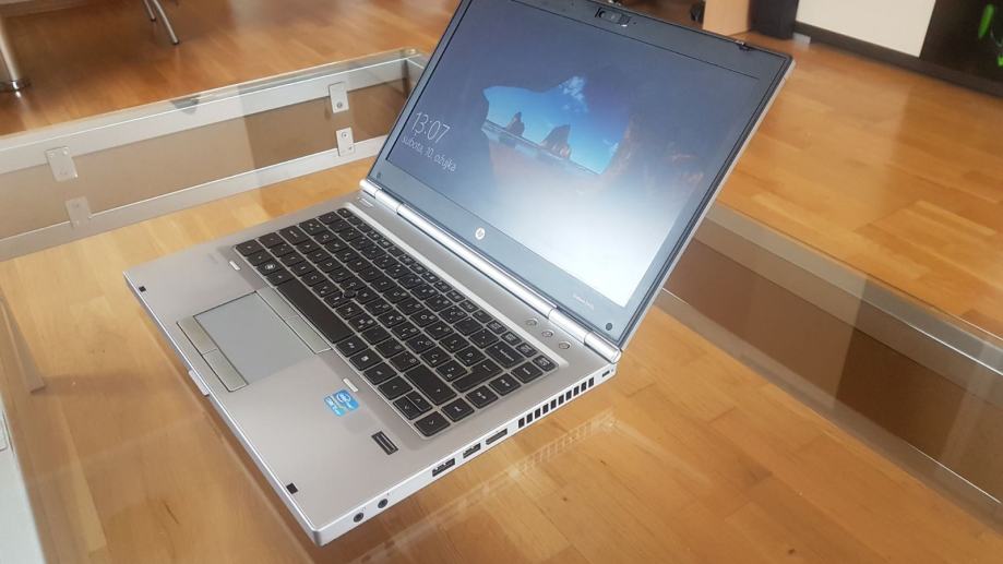 HP EliteBook 8460p + docking station - Vrhunski laptop