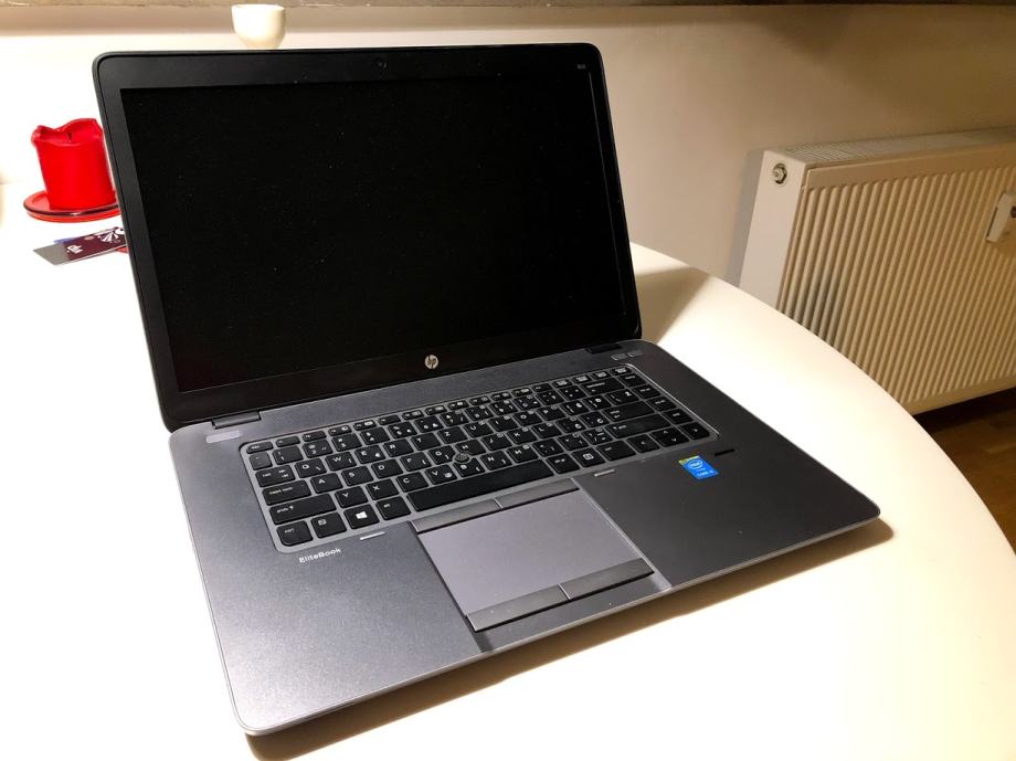 HP Elitebook 850 G2 + docking station i torba, nova baterija