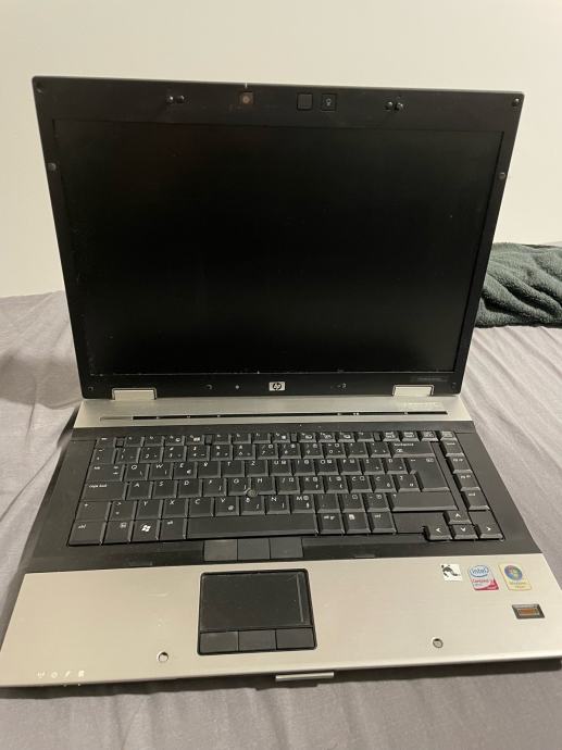 HP EliteBook 8530p 3gb orginal windows