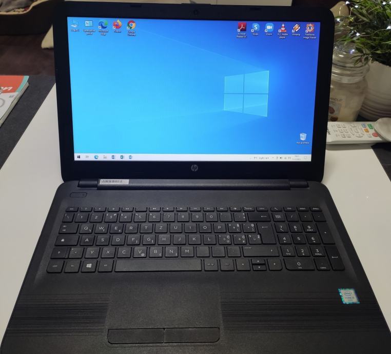 HP laptop HP 250 G5 Notebook PC prodajem