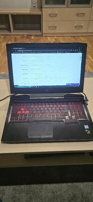 HP Omen - i7 7700HQ, Nvidia 1050Ti