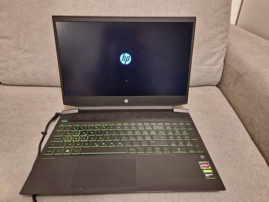 HP Pavilion gaming laptop (GTX 1650, Ryzen 5 3550H, SSD 256gb)