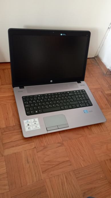 Hp Probook 470 premium , 17.3"- kao novi