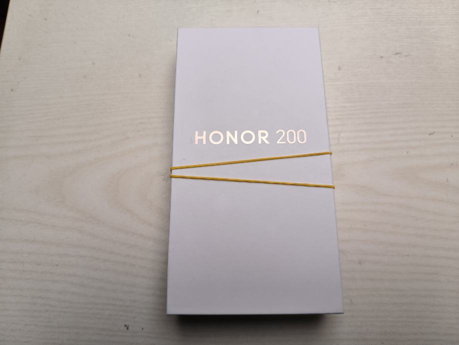 HONOR 200 512/12gb, nov zapakiran