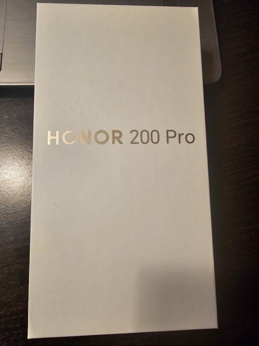 Honor 200 Pro 512gb bijeli, novo