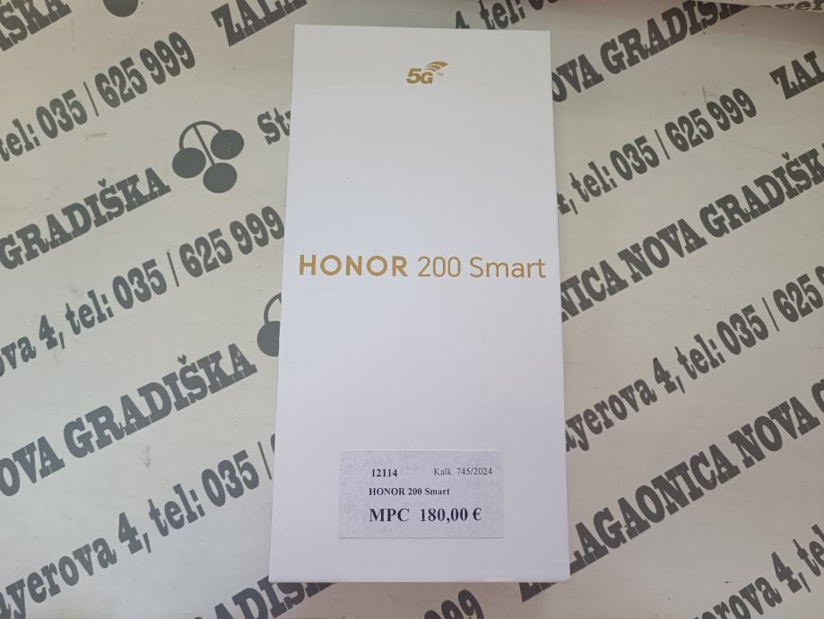 Honor 200 Smart