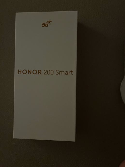 Honor 200 smart