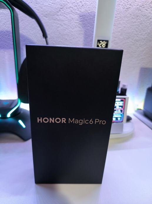 Honor Magic 6 pro crni,12/512gb, punjač Honor 100w,maska nova,749Eu,Zg