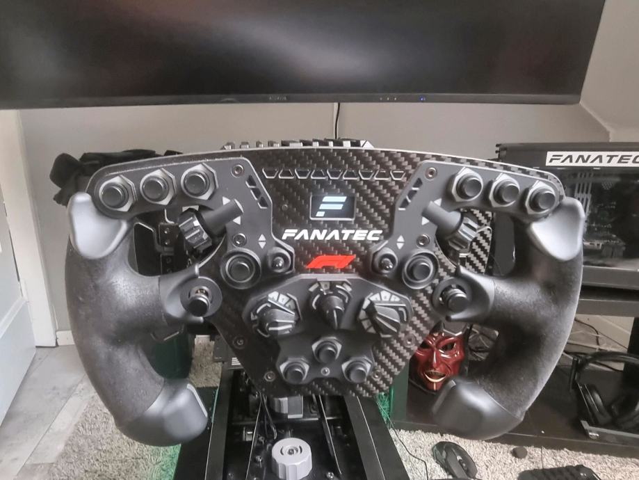 Fanatec CSL DD 8nm / F1 2021 Wheel