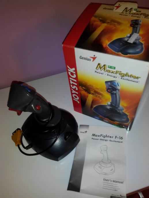 Joystick Genius MaxFighter F-16 PC Game port