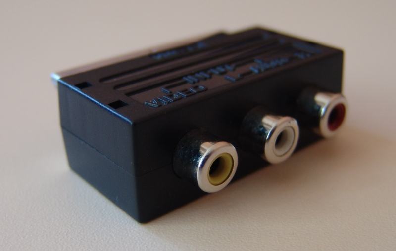 RCA to SCART Adapter