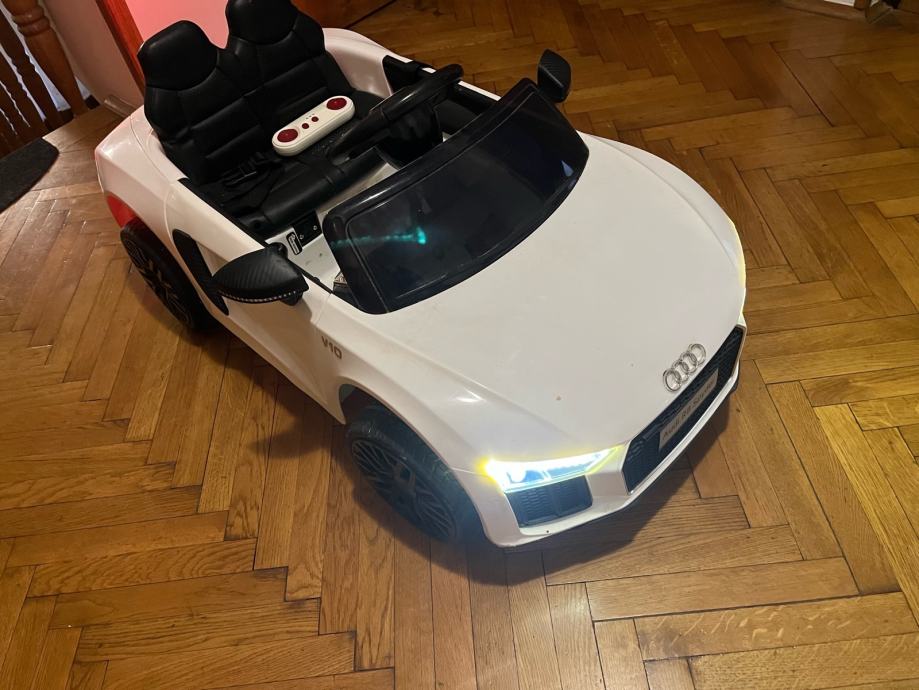 Audi R8 Spyder na akumulator